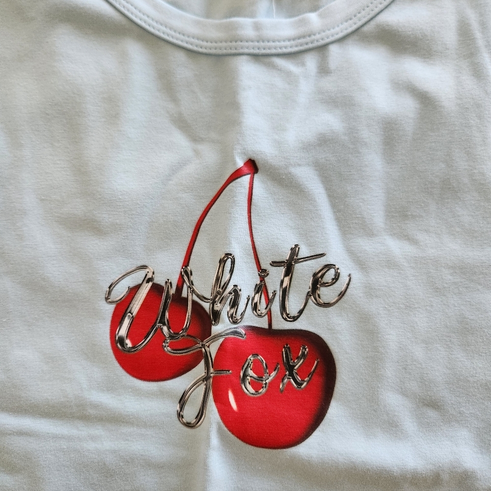 ✨️NWOT White FOX Tee Shirt Blue Cherries Medium Cherry Top - Picture 2 of 5